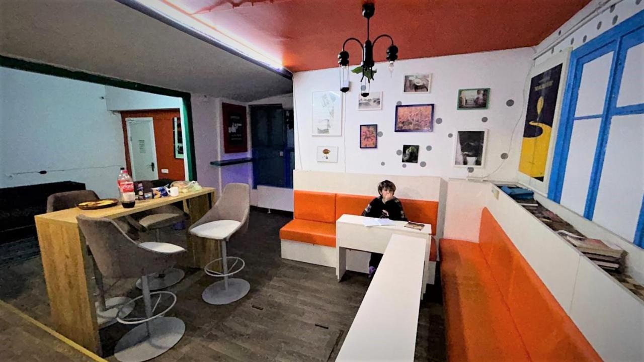 Bern Hostel Chişinău Eksteriør billede