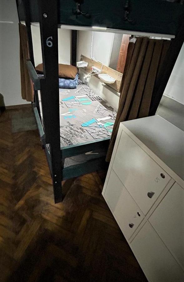 Bern Hostel Chişinău Eksteriør billede