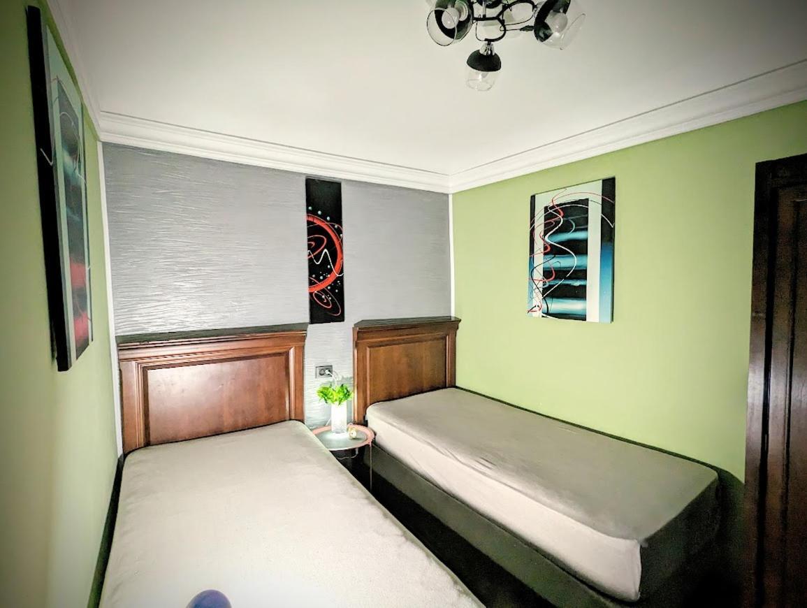 Bern Hostel Chişinău Eksteriør billede