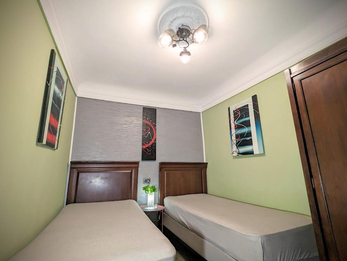 Bern Hostel Chişinău Eksteriør billede
