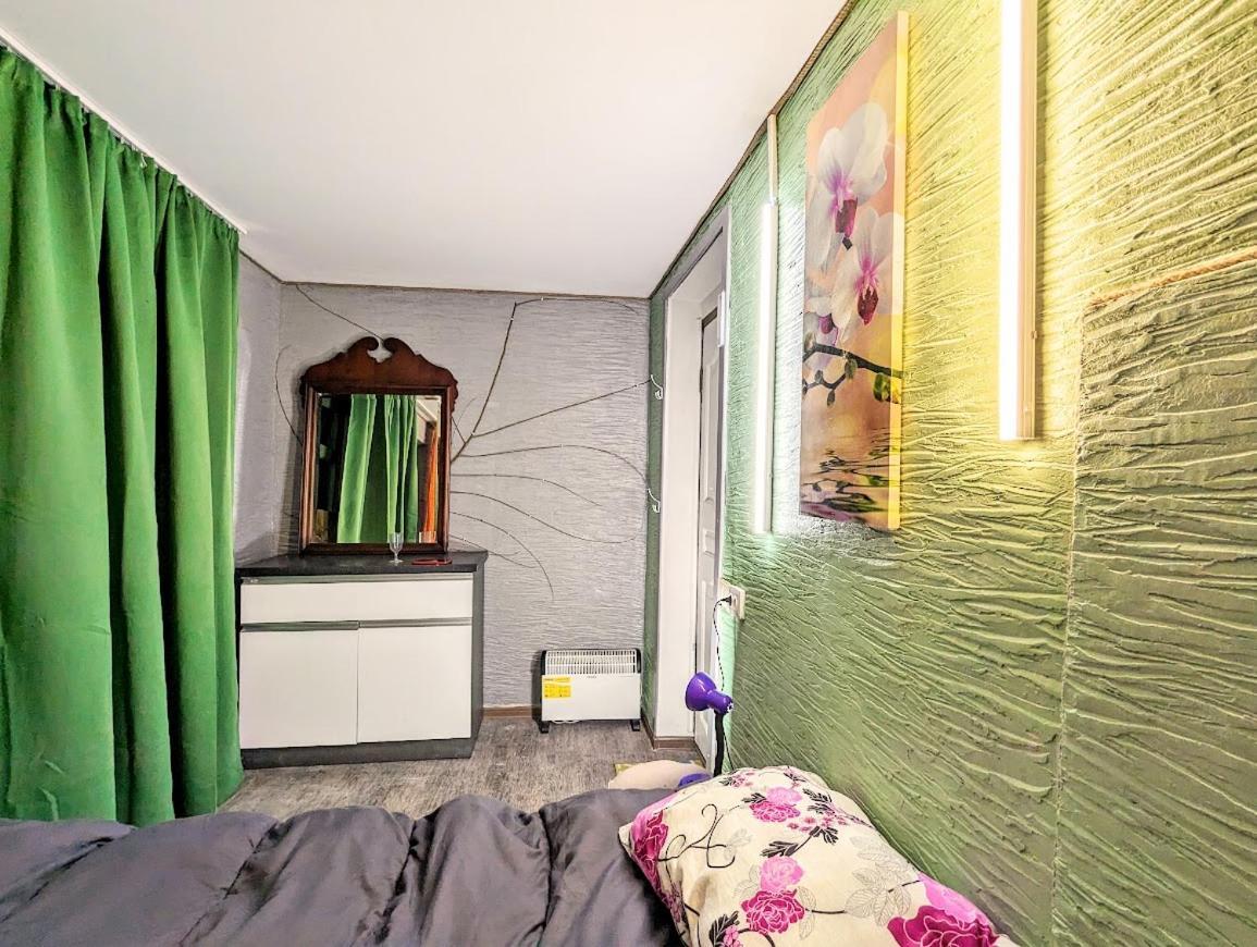 Bern Hostel Chişinău Eksteriør billede